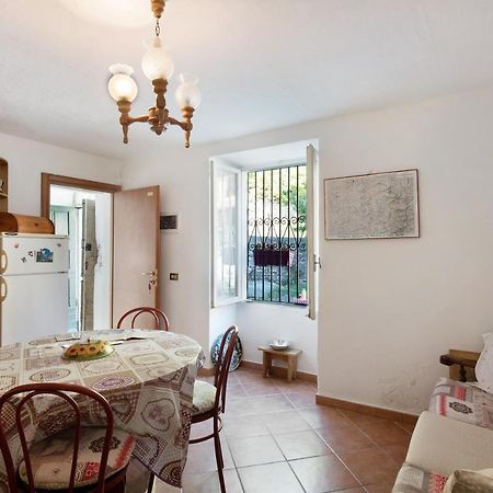 Orizzonte Calmo Apartment Borghetto Di Borbera Bagian luar foto