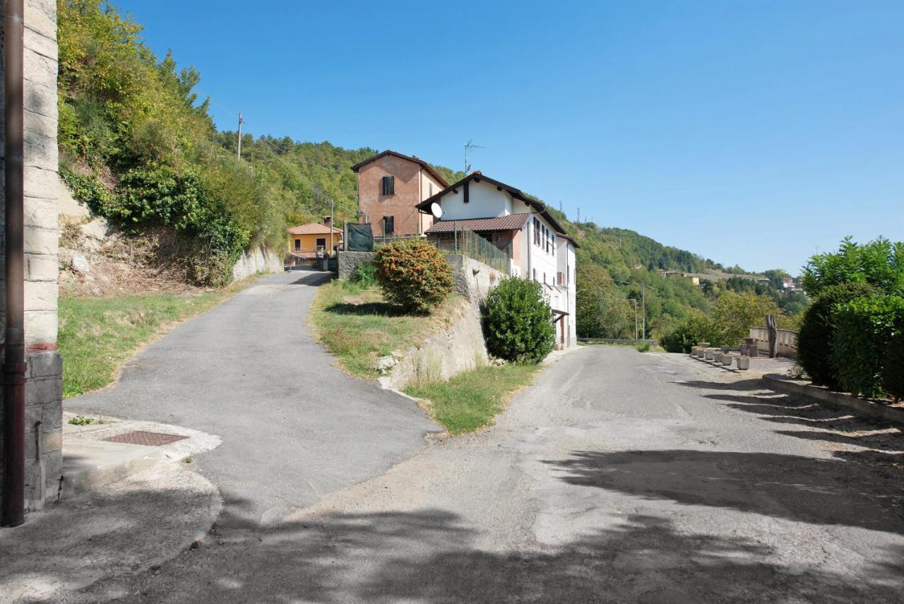 Orizzonte Calmo Apartment Borghetto Di Borbera Bagian luar foto